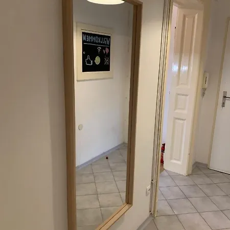 Traveler's Shelter - By Nahuen *