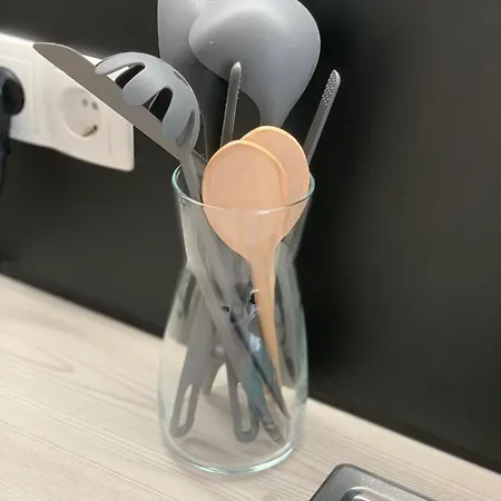 Traveler's Shelter - By Nahuen * Graz