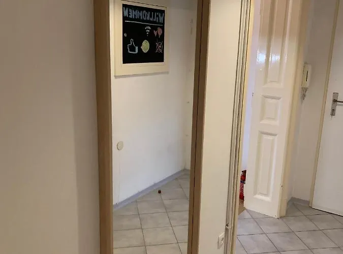 Traveler's Shelter - By Nahuen *